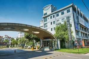 杨浦独栋厂房，2376平可研发、生产可办环评