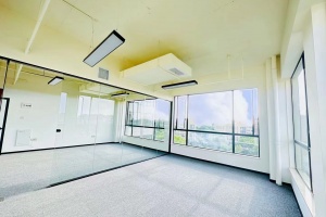 70平精装修带家具，租金只需1元，普陀性价比很高的办公园区