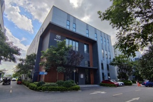 川沙小面积仓储，150平起，园区干净整洁，车辆进出方便，24小时保安