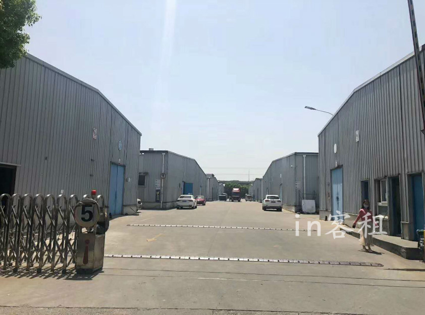 莘庄工业区16000平厂房仓库出租，面积可分割，仓储物流首选，停车免费